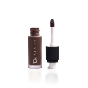 900 - deep with neutral/ cool undertones