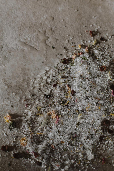 well kept Soaking Salts - Thrive
