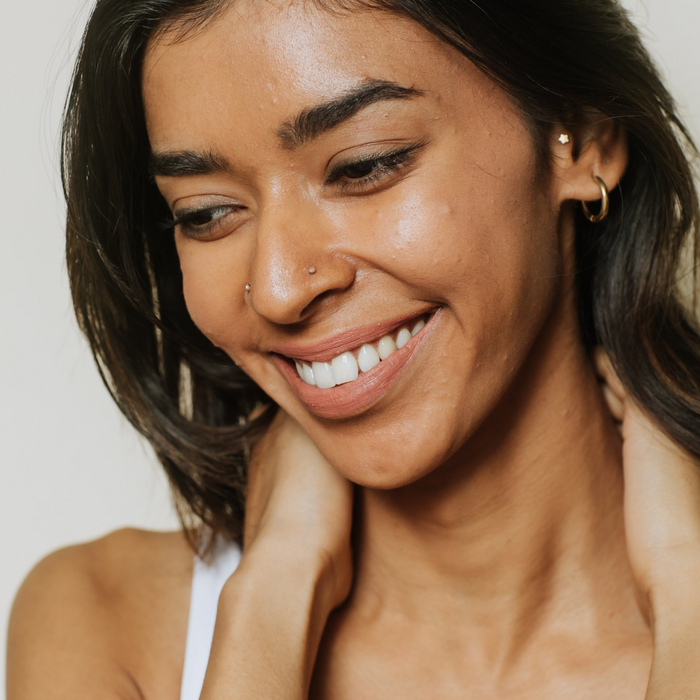 Model wearing Elate Cosmetics LipColour Pencil in Serene, natural, clean, zero waste, sustainable, vegan cosmetics